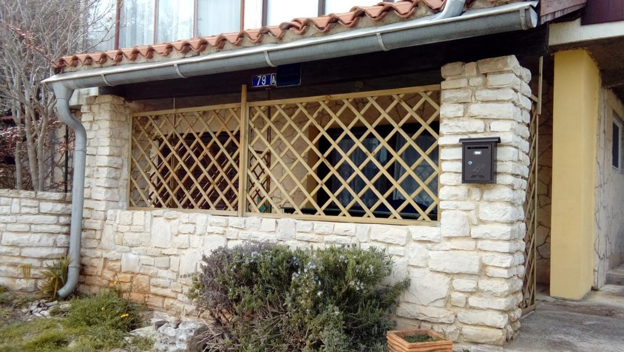 Studio Apartment Posavec Premantura Exterior photo